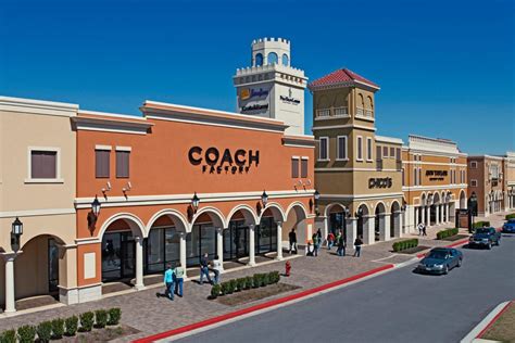 san marcos outlet store locations.